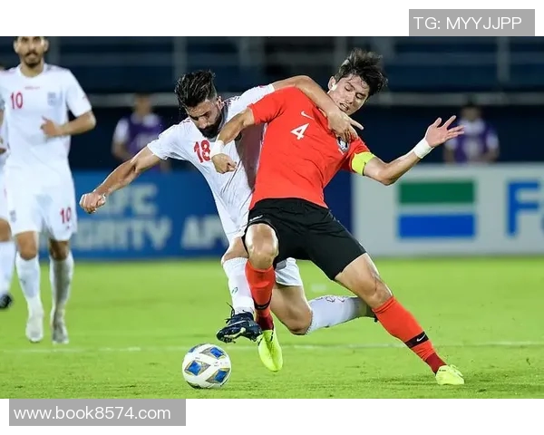 伊朗与日本篮球世预赛激战正酣谁能晋级下一轮较量