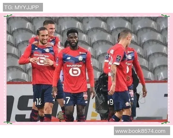 伯明翰与女王巡游精彩对决比分揭晓赛季表现分析