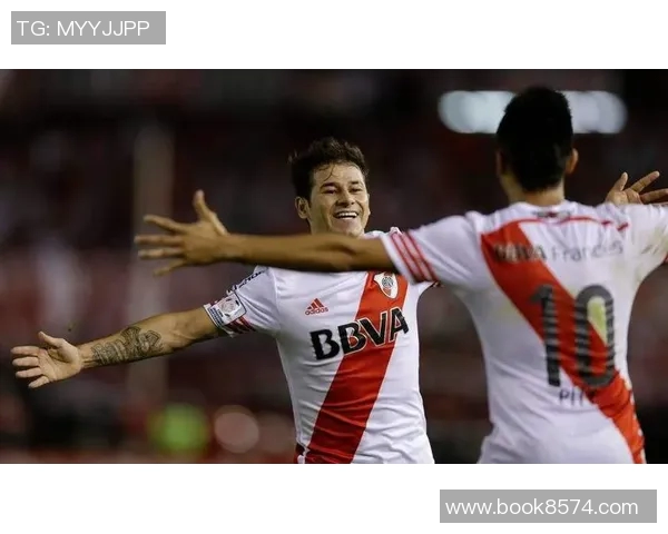 克鲁塞罗与河床对决分析及双方近期状态评估