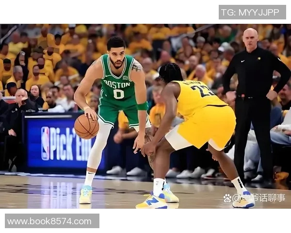 凯尔特人客战骑士主场争夺季后赛席位的激烈对决分析