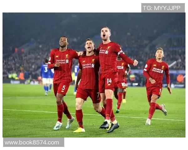 屈福特主场迎战热刺争夺英超积分两队实力对决引发球迷热议