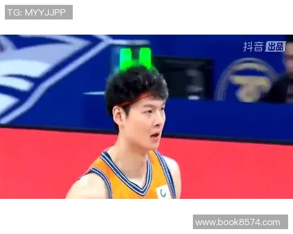 深圳与上海篮球赛激战正酣谁能在这场对决中笑到最后 深圳与上海篮球赛激战正酣谁能在这场对决中笑到最后