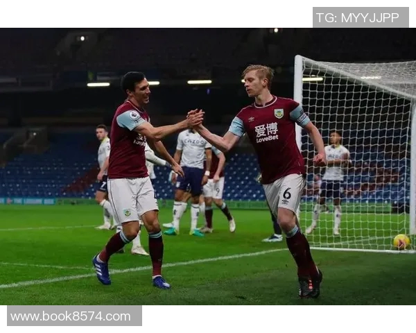 菜切城与利物浦的巅峰对决谁能在英超赛场上笑到最后