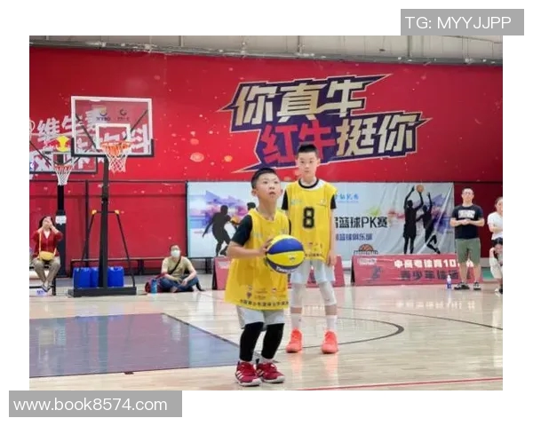 钟诚的成长之路:从平凡到卓越的奋斗历程与人生启示 钟诚的成长之路:从平凡到卓越的奋斗历程与人生启示