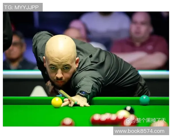 颜丙涛与布雷切尔激战正酣谁将成为斯诺克赛场的新王者 颜丙涛与布雷切尔激战正酣谁将成为斯诺克赛场的新王者
